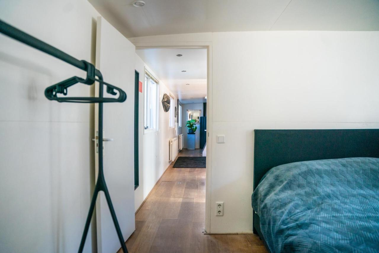 Houseboat-Amsterdam Bed & Breakfast Exterior photo